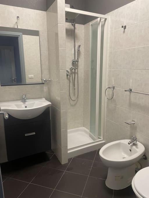 Centro Da Marco Apartment Savona Bagian luar foto