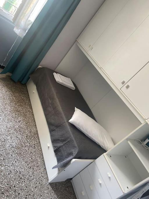 Centro Da Marco Apartment Savona Bagian luar foto
